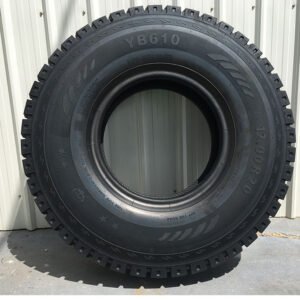 إطارات شاحنات وحافلات عالية الجودة من HAWKWAY – المقاسات المتوفرة: 6.50R16، 11.00R20، 12.00R20، 13R22.5 – أسعار تنافسية.